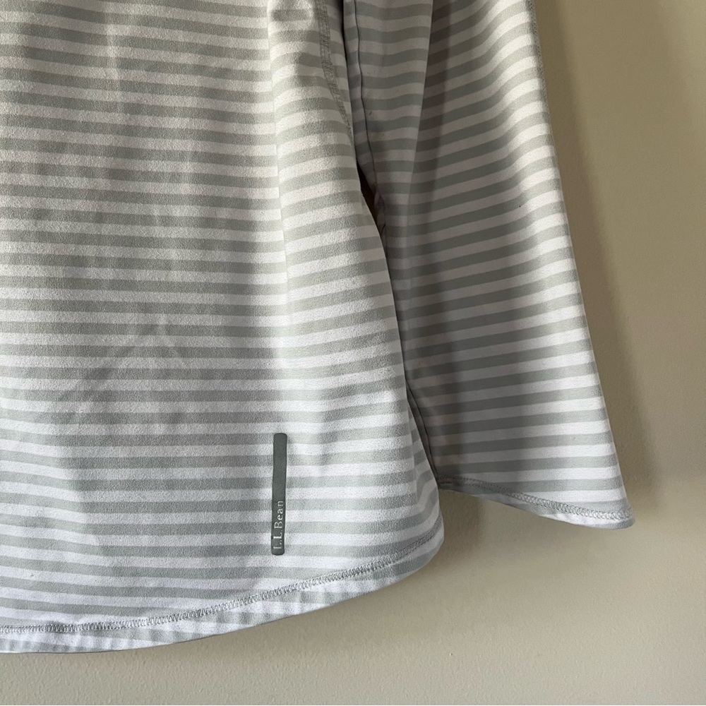 L.L. Bean Long Sleeve Quarter-Zip Activewear Shirt - Picture 6 of 10